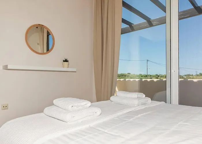 Olea House 80m From The Sea Nyaraló Kipariszía