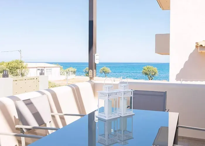 Olea House 80m From The Sea Hébergement de vacances