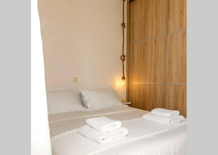 Olea House 80m From The Sea * Kipariszía