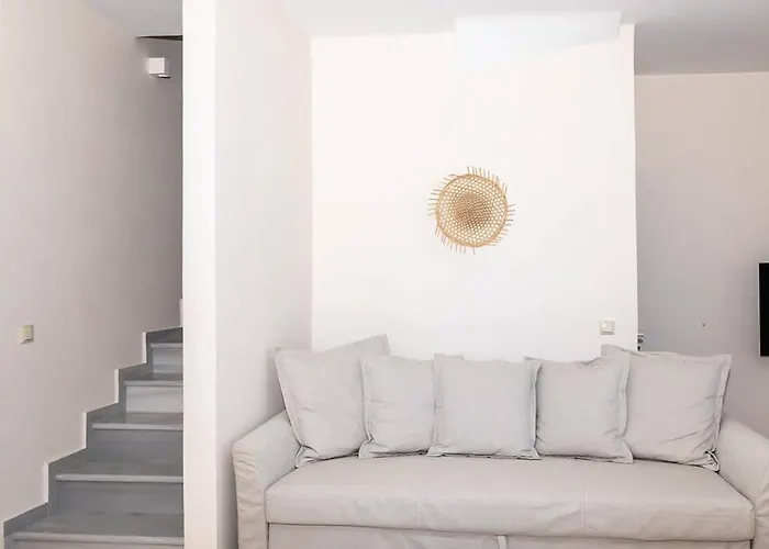 Olea House 80m From The Sea * Kipariszía